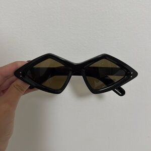 GUCCI DIAMOND-FRAME SUNGLASSES